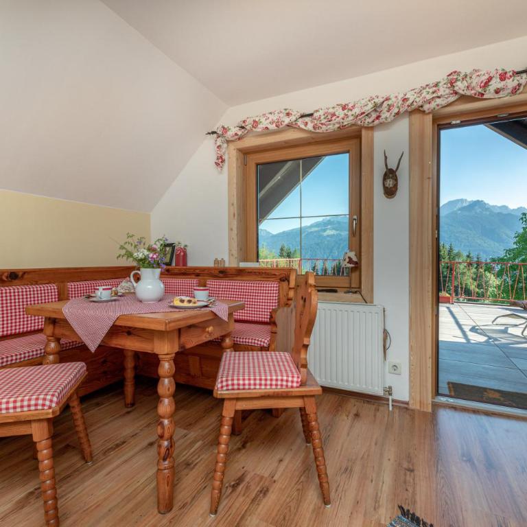Tom's Alpenhütte - Apartment mit 1 Schlafzimmer - 2