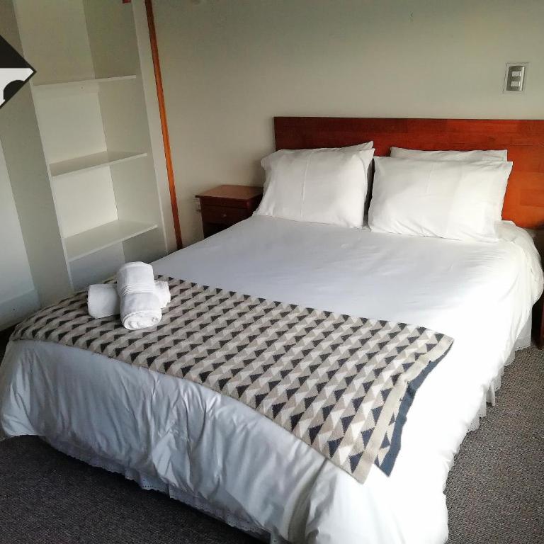 Hotel Terra Valdivia - Double Room with Private Bathroom - 2
