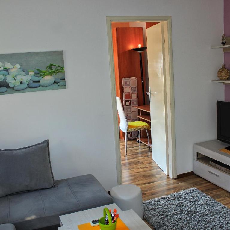 Apartments Jovana - One-Bedroom Apartment - 6
