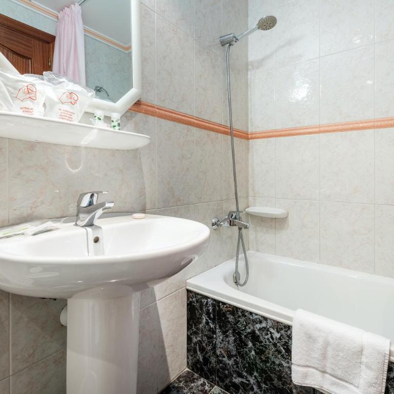 Hotel Canadá - Habitación Doble - 2 camas - 2