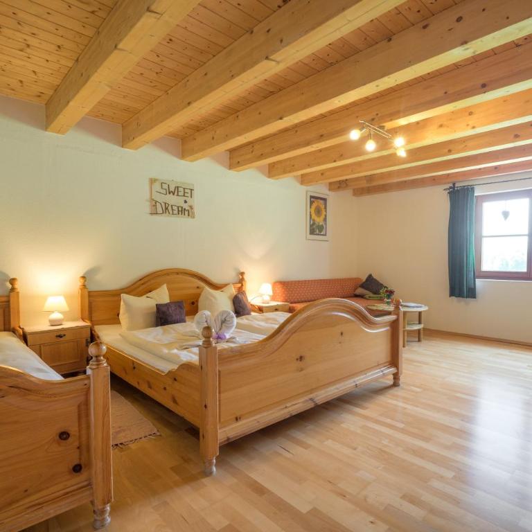 Berggasthof Riefenkopf - Dreibettzimmer mit Bad - 3