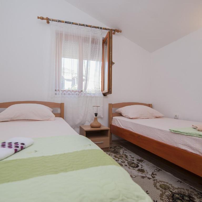 Apartments For Friends - Komfor Apartman s 2 Spavaće Sobe i Balkonom - 13