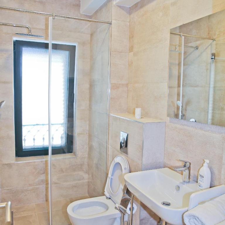 Apartments Boka Blue Dobrota Kotor - Apartment with Sea View - 3