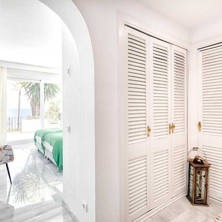 Hanami Alcazaba Beach Front Sea View - Apartamento de 2 dormitorios - 19