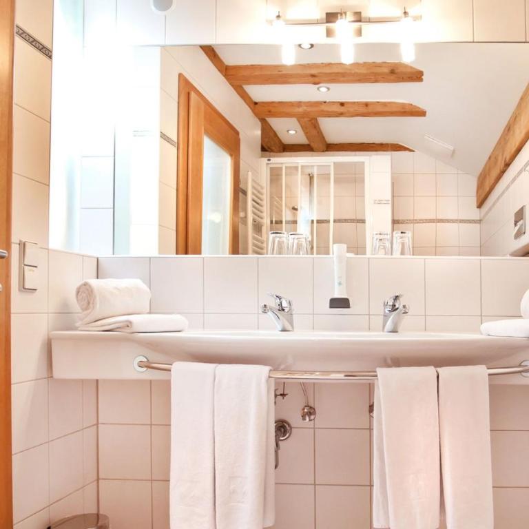 Hotel Binggl - Doppelzimmer - 5