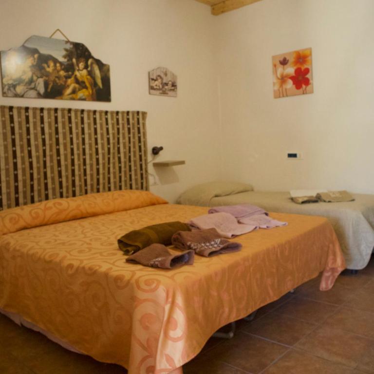 Casa Vacanza e Camera Fabiola - Camera Matrimoniale con Bagno Privato - 7