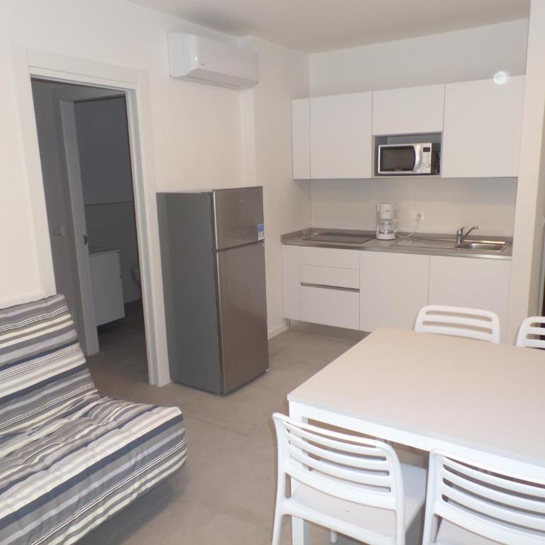 Residence Melograno - Appartamento con 2 Camere da Letto - 4