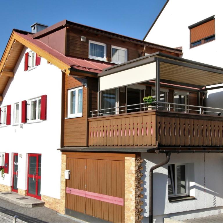 Alpenflair Ferienwohnungen "Haus Doris" - Haus mit 2 Schlafzimmern - 1
