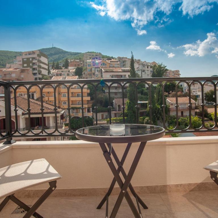 Hotel Vela - Standardna Dvokrevetna Soba sa Bračnim Krevetom/Zasebnim Krevetima - 1