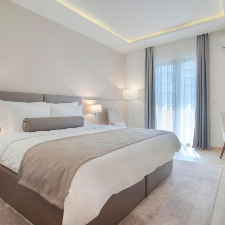 Hotel Vela - Standardna Dvokrevetna Soba sa Bračnim Krevetom/Zasebnim Krevetima - 5