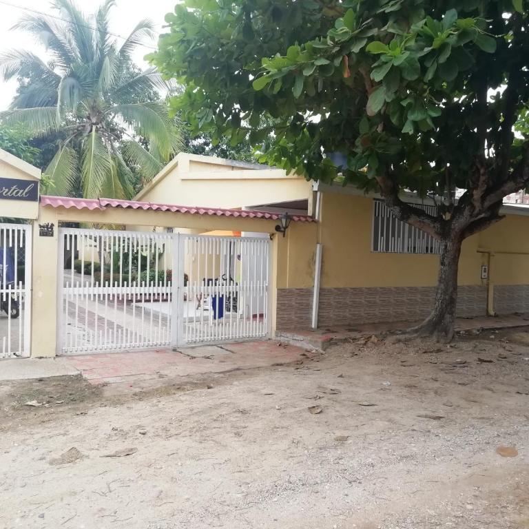 Condominio El Portal Casa 5 - Casa de 3 dormitorios - 11