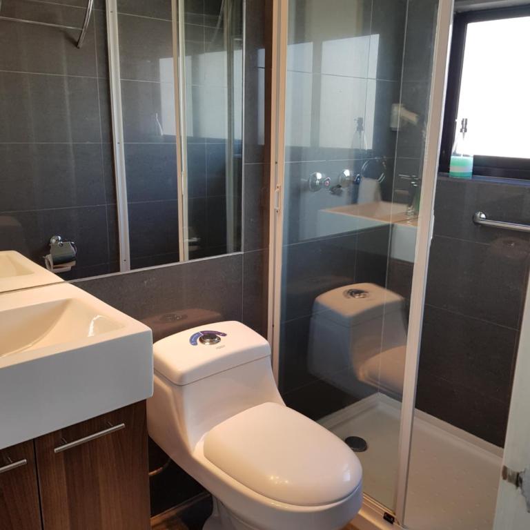 Hospedaje klickmann - Habitación Cuádruple Económica con baño compartido - 6