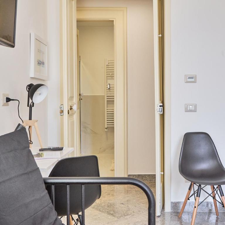 Dimora Casanello - Camera Tripla con Bagno Privato Esterno - 16