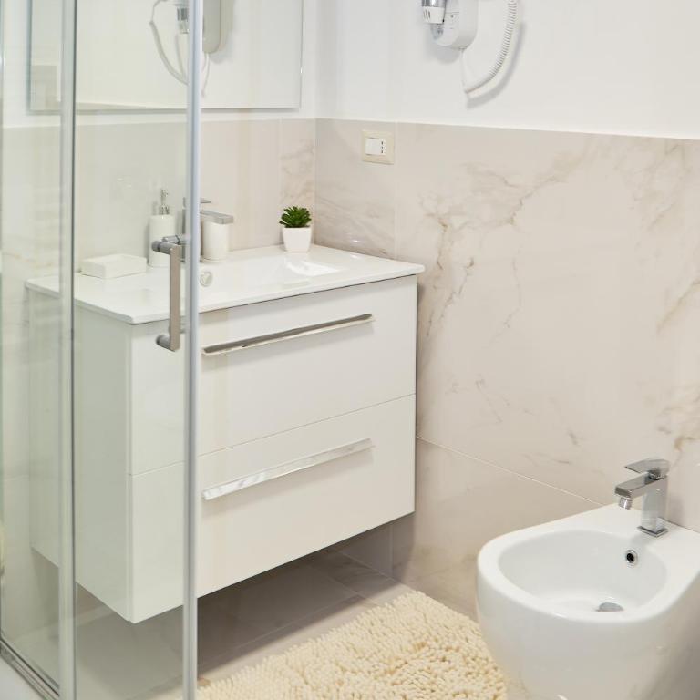 Dimora Casanello - Camera Singola con Bagno Privato Esterno - 19