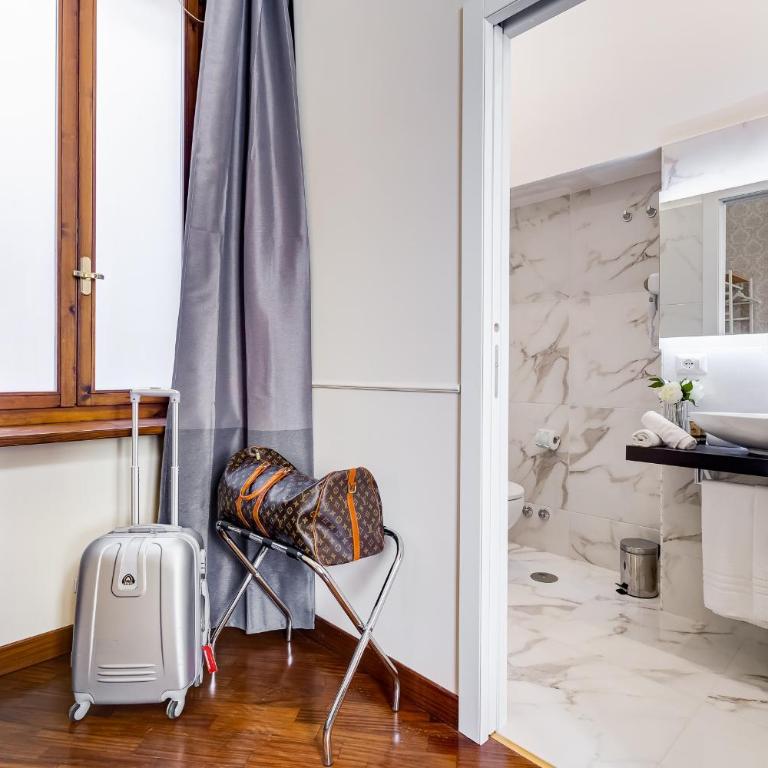 Trevi Private Suites by Premium Suites Collection - Superior Suite - 9