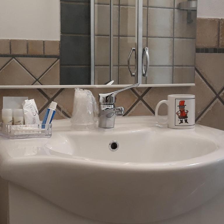 Sa Ramadura - Camera Matrimoniale con Bagno Privato - 8