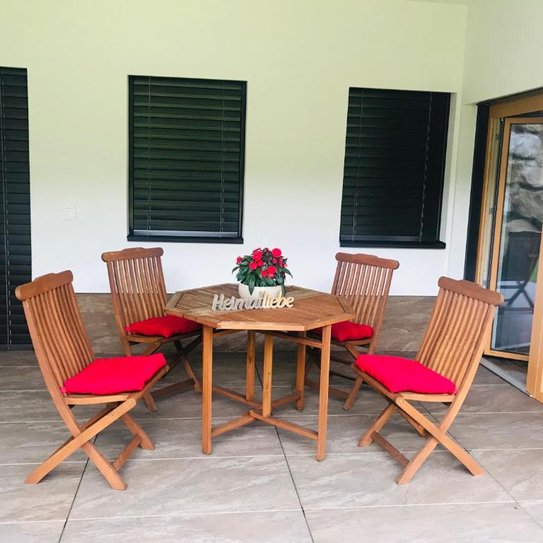 NeuhausLiving - Apartment mit 2 Schlafzimmern - 14