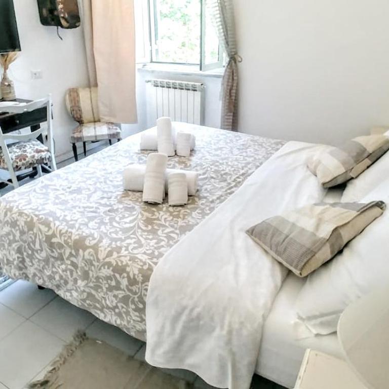 B&B Next Stop - Camera Matrimoniale Deluxe con Bagno Privato - 14