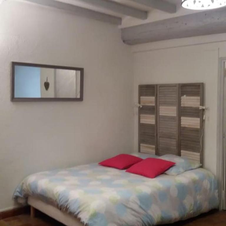 Studio ensoleillé, typique centre historique, wifi - Appartement - 16
