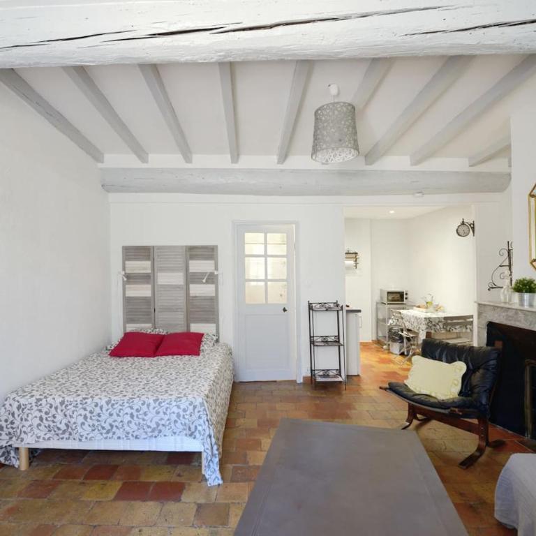 Studio ensoleillé, typique centre historique, wifi - Appartement - 3