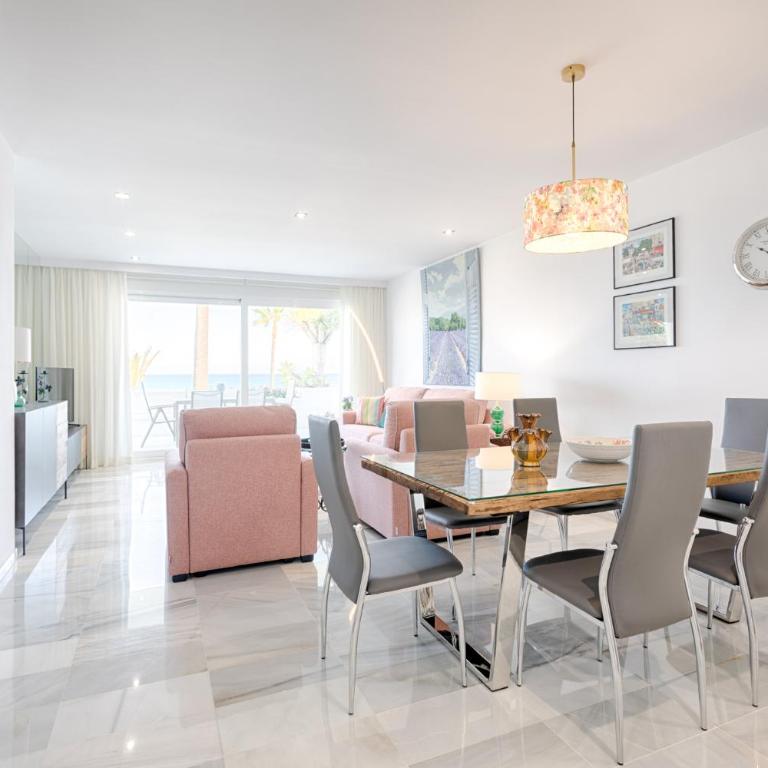 Hanami Alcazaba Beach Front Sea View - Apartamento de 2 dormitorios - 4