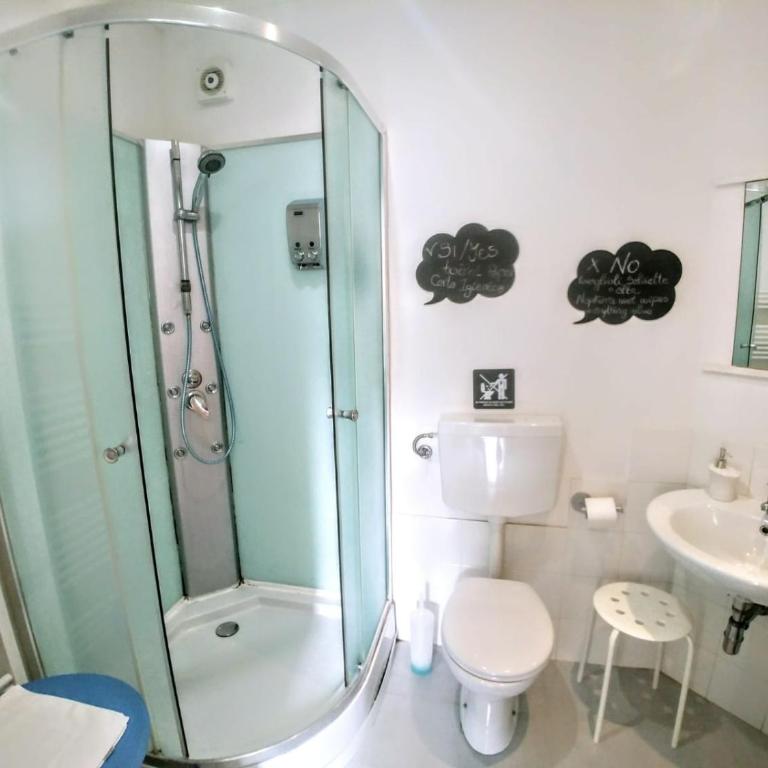 B&B Next Stop - Camera Matrimoniale con Bagno Privato - 19