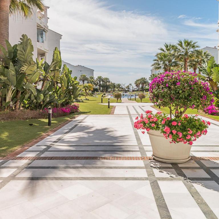 Beach Front apartment in Puerto Banus - Apartamento con terraza - 8