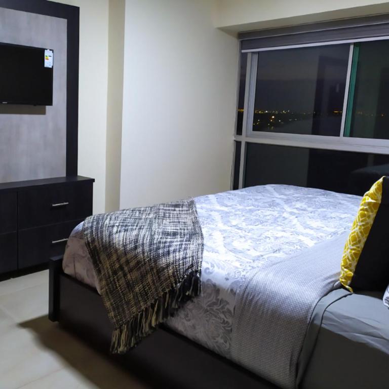 Puerto Santa Ana, Suite con vista al Rio - One-Bedroom Apartment - 25