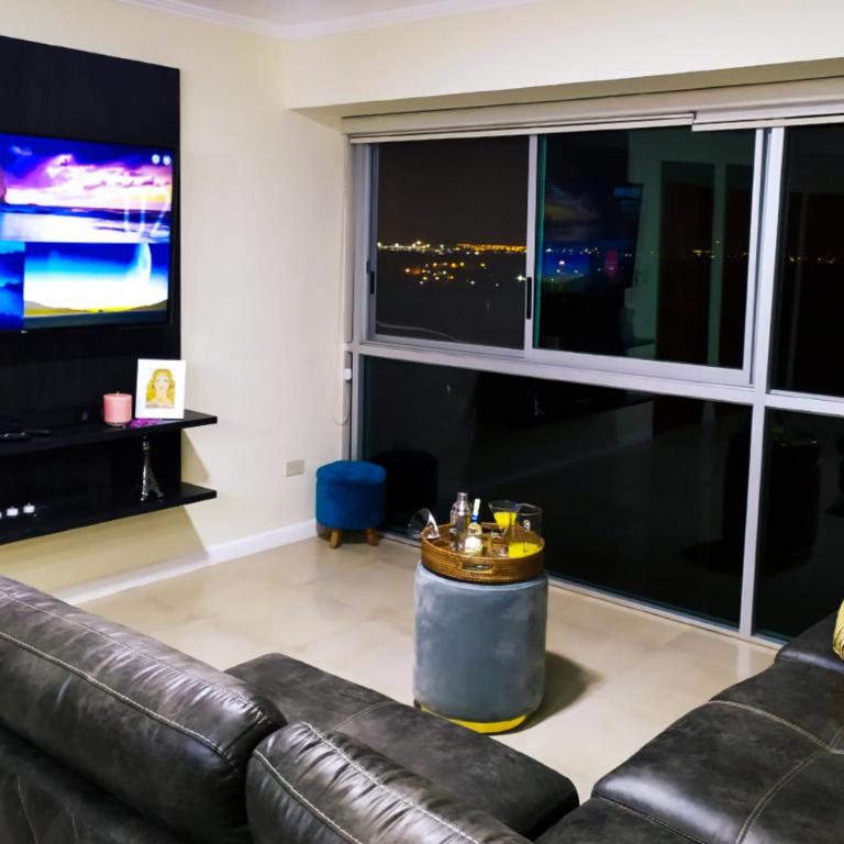 Puerto Santa Ana, Suite con vista al Rio - One-Bedroom Apartment - 14