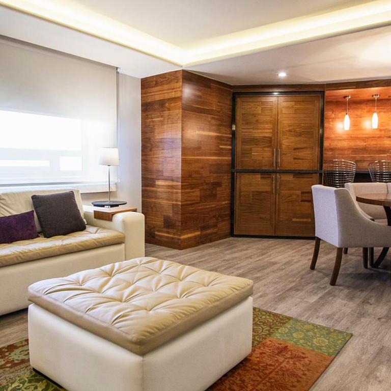 JF Grand Puebla - Suite Deluxe - 1