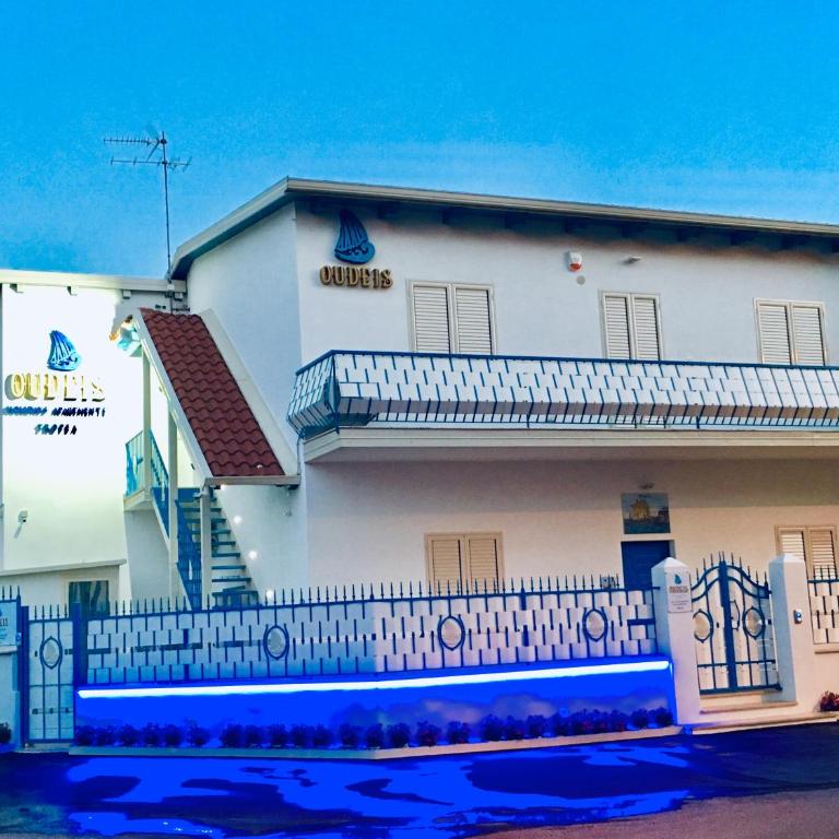 Oudeis Holidays Apartments Tropea - Appartamento con 2 Camere da Letto e Vista Mare - 4