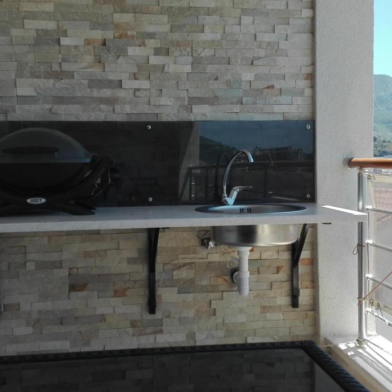 Apartment-Hotel Vila Petrovic-Becici - Deluks Apartman s Pogledom na More - 8