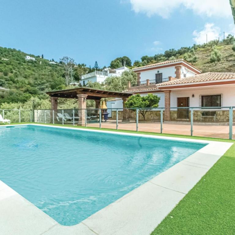 Gorgeous Home In Cómpeta - Casa de vacaciones de 5 dormitorios - 1