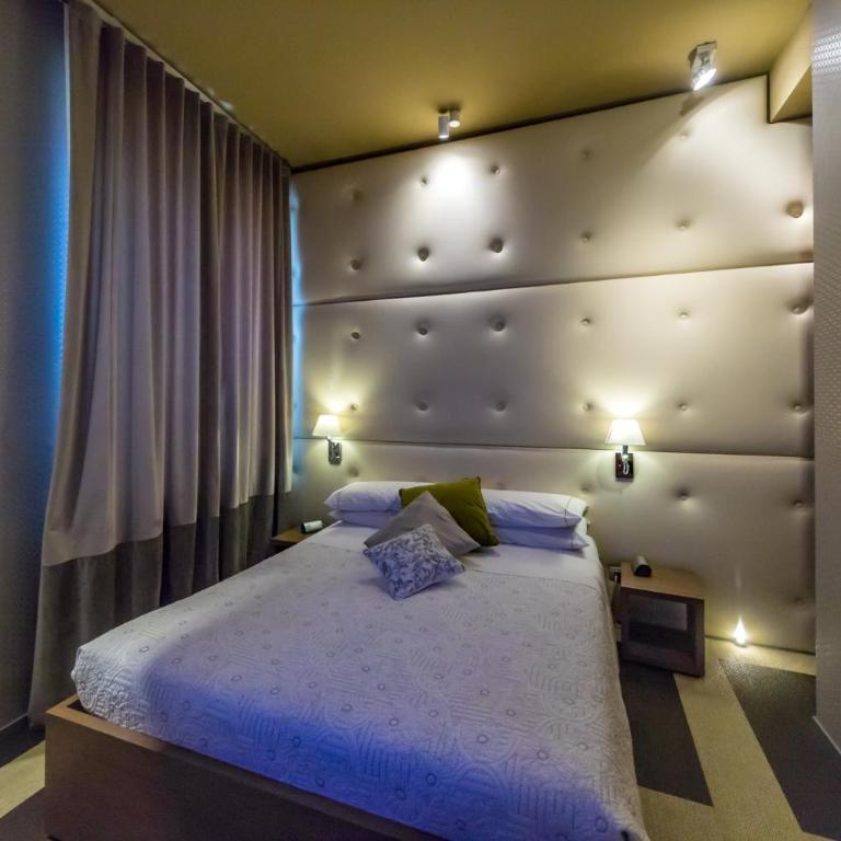 Private Luxury Suites - Suite Deluxe - 8