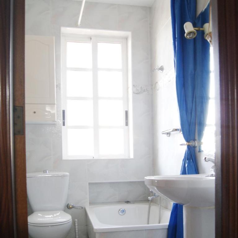 Casa céntrica en Vilagarcía de Arousa - Four-Bedroom House - 24