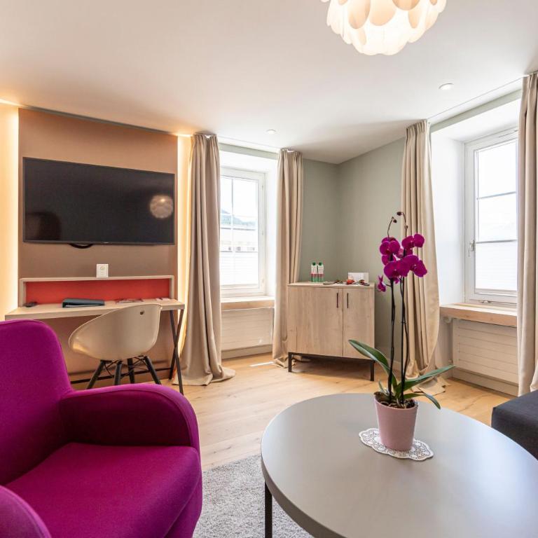 Hotel Rosatsch Stammhaus - Premium Familiensuite im Stammhaus mit 4 Betten - 2
