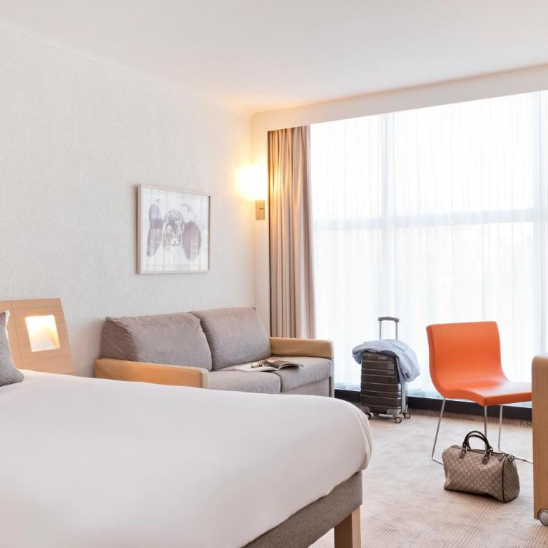 Novotel Genève Centre - Chambre Lit Queen-Size Supérieure avec Canapé - 4