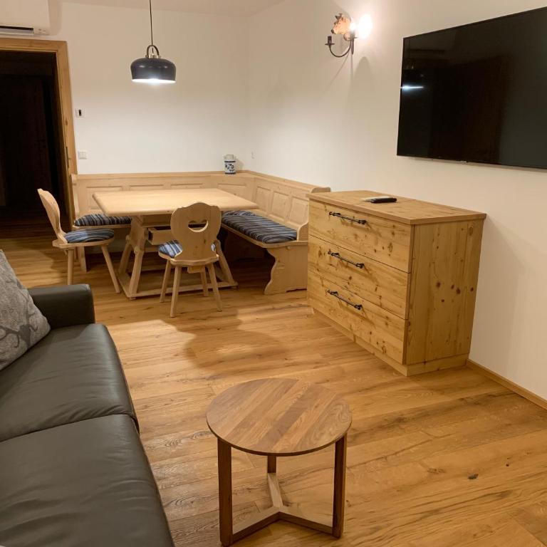 Villa Stiegl - Deluxe Apartment im Landhausstil mit Seeblick - 2
