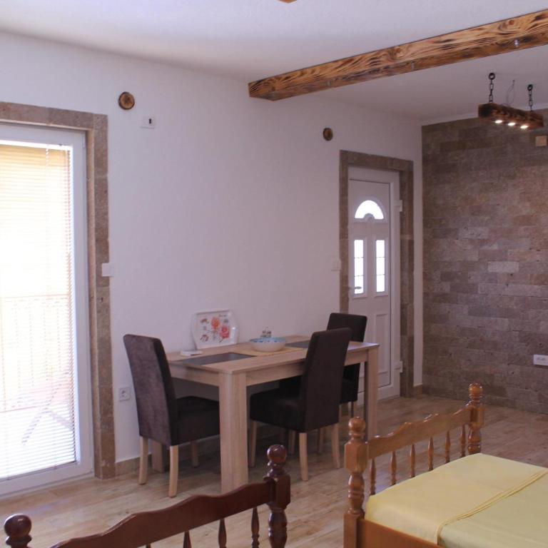 Apartments Lazarević Sutomore - Standardni Trokrevetni Studio - 10