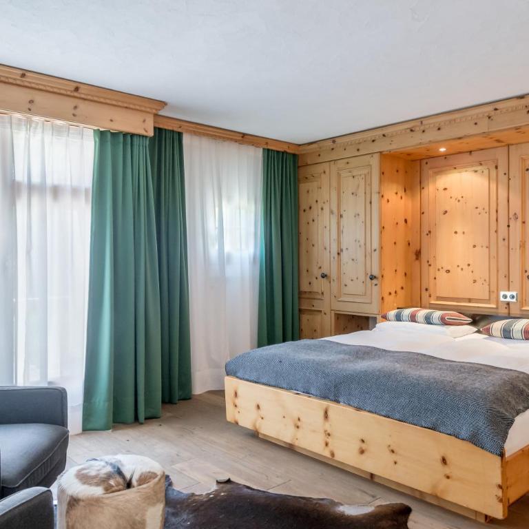 Boutique Hotel Cervus - Doppelzimmer mit Balkon - 1
