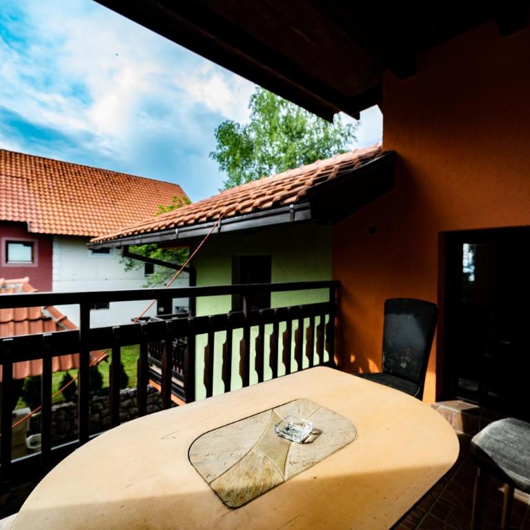 Kuća za odmor Žunić - Studio with Balcony - 2