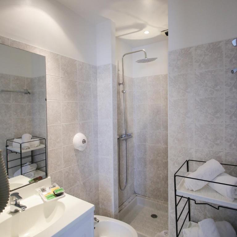 hotel des 2 nations - Chambre Double Standard - 9