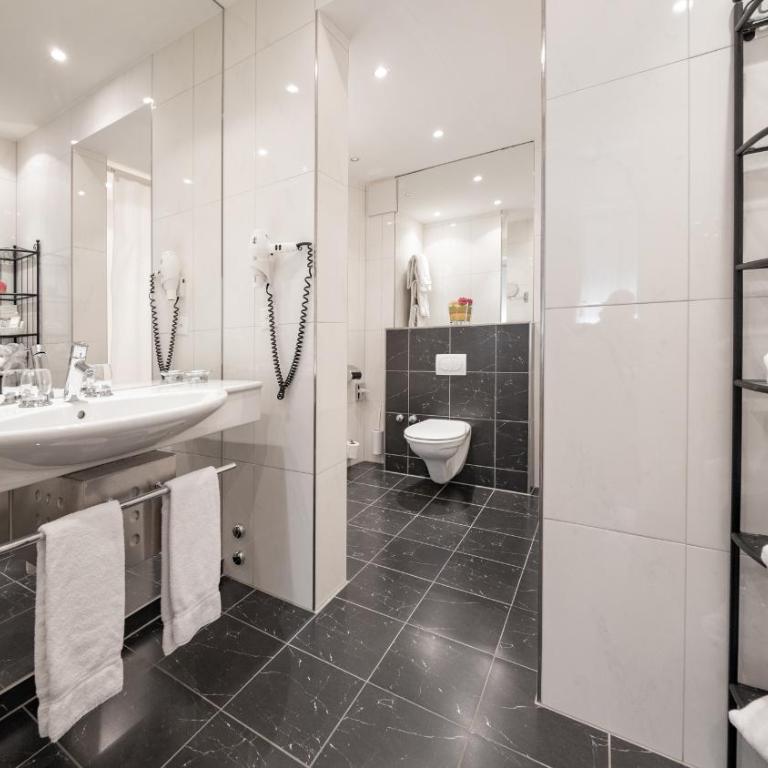 Romantik Hotel Wilden Mann Luzern - Junior Suite - 2