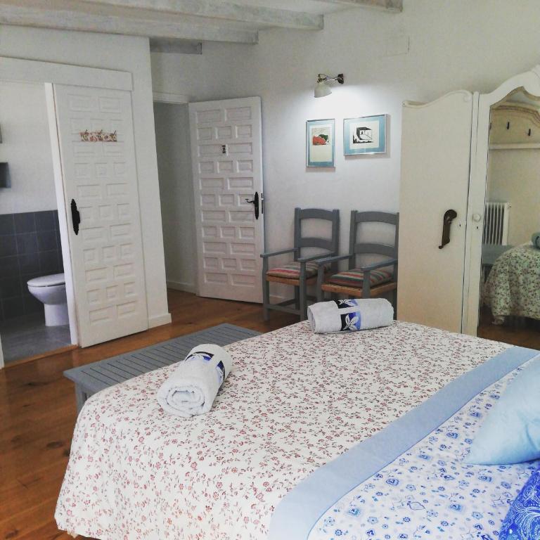 Alojamiento San Juan Bautista - Double Room with Garden View - 9