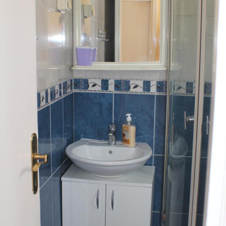 Adriana Apartments - Comfort One-Bedroom Apartment with Sea View - 7