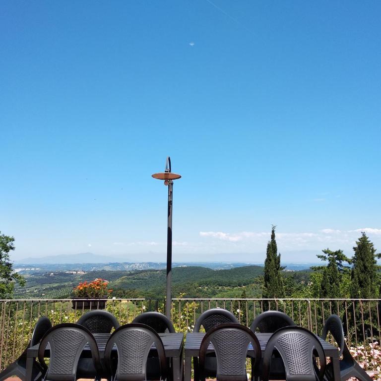 Agriturismo Le Case di San Vivaldo - Appartamento con Terrazza Panoramica - 11