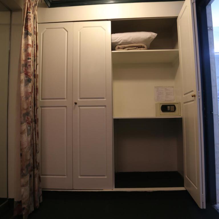 Plaza Mayor Hotel - Twin Room - 1