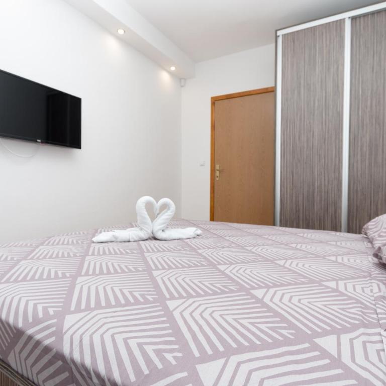 Apartman Emir 1 - Two-Bedroom Apartment - 8