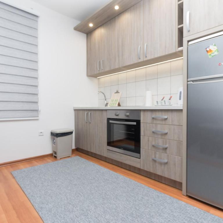 Apartman Emir 1 - Two-Bedroom Apartment - 12