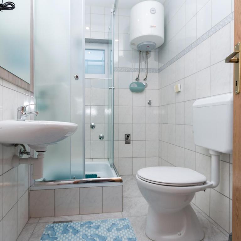 Apartman Emir 1 - Two-Bedroom Apartment - 14